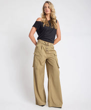 Load image into Gallery viewer, One Teaspoon Elemental High Waist Tencel Cargo Pants in Khaki