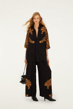 Load image into Gallery viewer, Farm Rio Black Tiger Long Sleeve Shirt - FINAL SALE