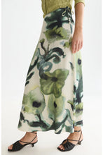 Load image into Gallery viewer, Scotch and Soda Printed Ankle Length Skirt in Watercolourflower Balsam Green