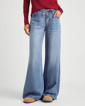 Load image into Gallery viewer, Splendid Lounge Denim Pant in Indigo