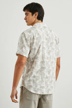 Load image into Gallery viewer, Rails Carson Shirt in Dotted Fronds Seneca