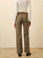 Load image into Gallery viewer, Faherty Twill Tide Slim Straight Pant in Wildwood Plaid