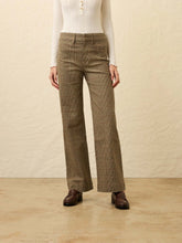 Load image into Gallery viewer, Faherty Twill Tide Slim Straight Pant in Wildwood Plaid