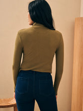 Load image into Gallery viewer, Faherty Legend Ribbed Turtleneck