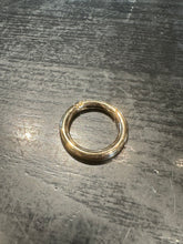 Load image into Gallery viewer, Goldfine Circle Clasps