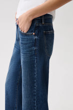 Load image into Gallery viewer, Pistola Lexi Mid Rise Bowed Straight in Moonwave