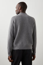 Load image into Gallery viewer, Rails Stark Quarter Zip in Finch