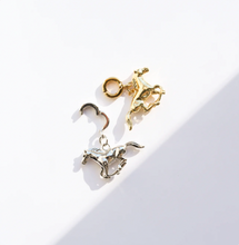 Load image into Gallery viewer, Goldfine Fire Horse Lock Charm