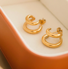 Load image into Gallery viewer, Flanerie Maddison-Gold Non-Tarnish Double C Hoop Earring