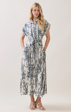 Load image into Gallery viewer, Printed Woven Midi Dress
