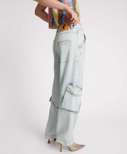 Load image into Gallery viewer, One Teaspoon Florence Luna Utility Jeans