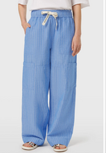 Load image into Gallery viewer, Scotch and Soda Noa High-Rise Wide-Leg Pull On Pant in Blue and White Pin Stripe