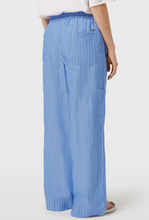 Load image into Gallery viewer, Scotch and Soda Noa High-Rise Wide-Leg Pull On Pant in Blue and White Pin Stripe