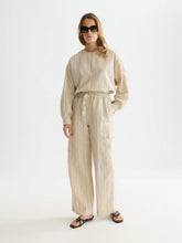 Load image into Gallery viewer, Scotch and Soda Noa Linen High-Rise Wide-Leg Relaxed Pull-On Pant in Fog