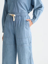 Load image into Gallery viewer, Scotch and Soda Noa Indigo Lightweight Trouser in Blue Moon