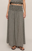 Load image into Gallery viewer, Z Supply Brooke Gingham Maxi Skirt in Black