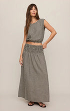 Load image into Gallery viewer, Z Supply Merit Cropped Gingham Linen Top in Black