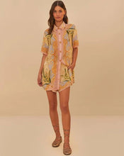 Load image into Gallery viewer, Farm Rio Banana Royalty Kalendoscope Shorts