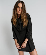 Load image into Gallery viewer, One Teaspoon Blackout Tuxedo Shirt Dress in Black Acid