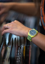 Load image into Gallery viewer, NIXON Light-Wave Watch