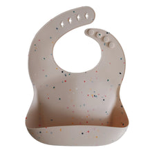 Load image into Gallery viewer, Mushie Silicone Baby Bib