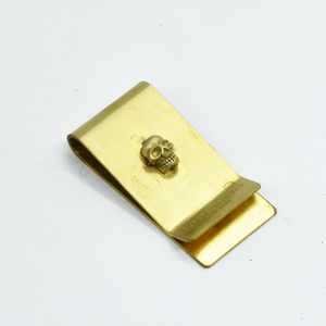 Curated Basics Skull Clip