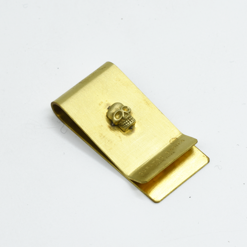 Curated Basics Skull Clip