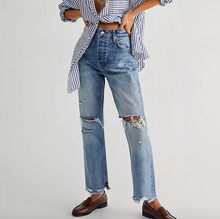 Load image into Gallery viewer, Free People Tapered Baggy Boyfriend Jeans in Mid Century Blue