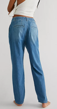 Load image into Gallery viewer, Free People Luna Denim Pull On In Stardust Blue - FINAL SALE