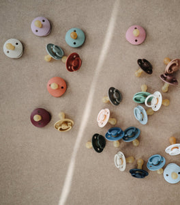 Mushie FRIGG Natural Rubber Pacifier