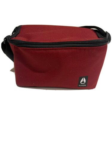 Nixon Siesta Cooler Bag In Maroon