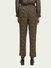 Load image into Gallery viewer, Scotch &amp; Soda Nina Mid-Rise Tapered Jogger in Space Floral Cinnamon - FINAL SALE